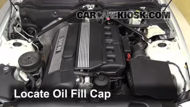 2004 BMW Z4 2.5i 2.5L 6 Cyl. Huile Ajouter de l'huile